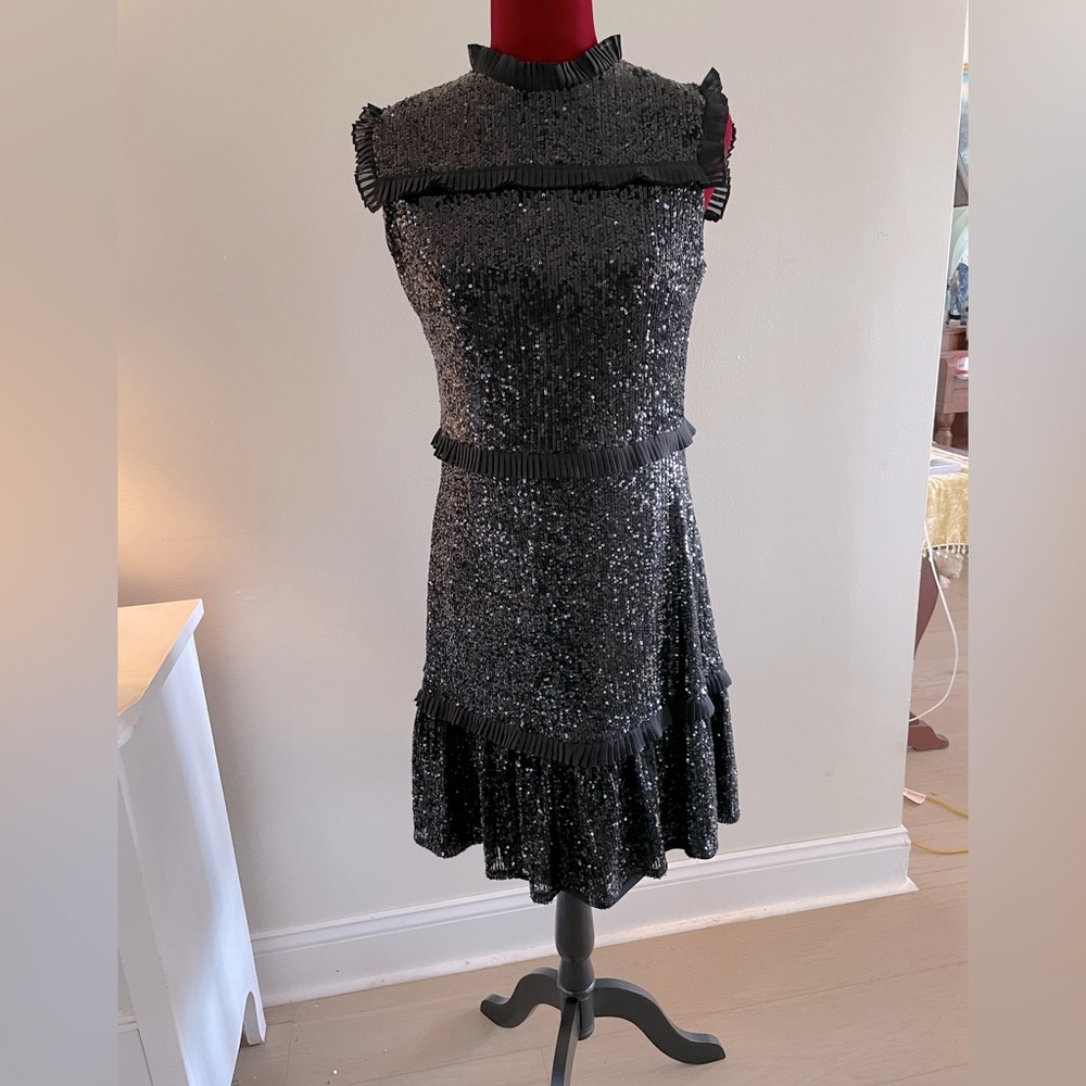 Sexy Audrey Hepburn Sequin cocktail dress is NWOT